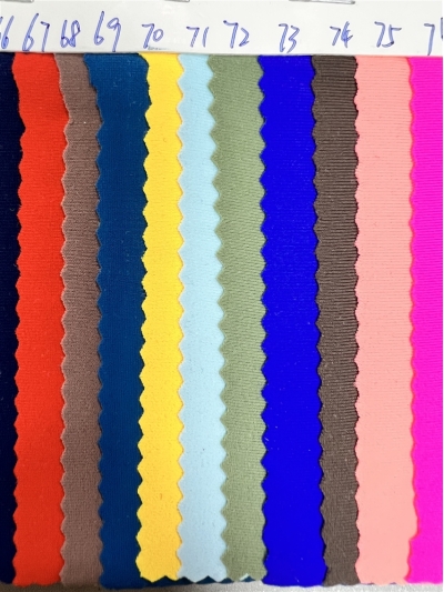 DG-BT recycled nylon matte Lycra Composition: 82% recycled nylon 18% spandex Weight: 180g/㎡ Width 150CM detail view-6